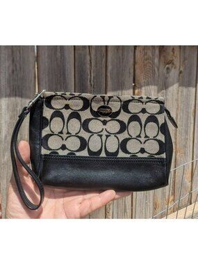 Coach Legacy Signature Large Wristlet Canvas & Leather Black Gray Silver